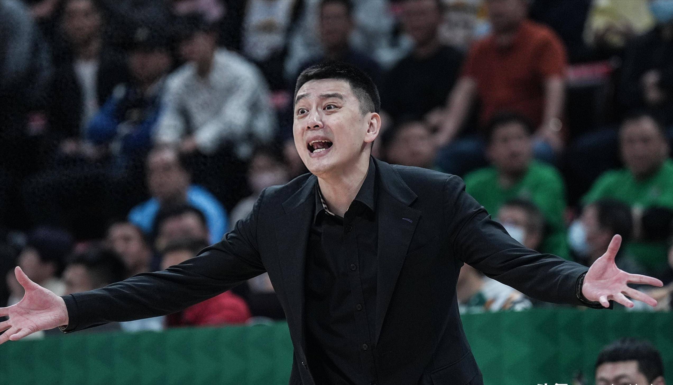 风云突变！广厦男篮赛前主帅复盘；西甲版图或变；气氛紧张；资深球员宣示担当(再次向全党宣示作风建设永远在路上)