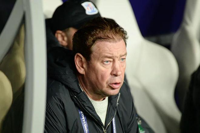 今夜体能课后，萨克拉门托国王手感冰凉备战亚冠，话题不断，训练强度明显提升的简单介绍